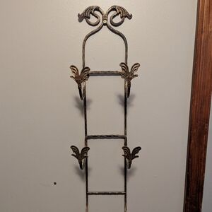 Elegant Gold Wall Sconce by